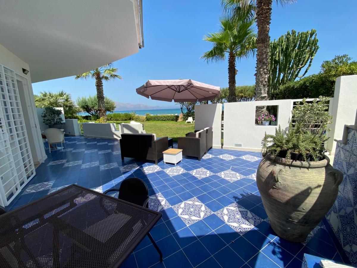 Casa Vacanze Ibiscus Alcamo Marina Exterior foto